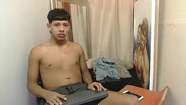 Snapshot of mr_stiven_ chatting on 11.15.25 mr stiven online show from 11.15.25