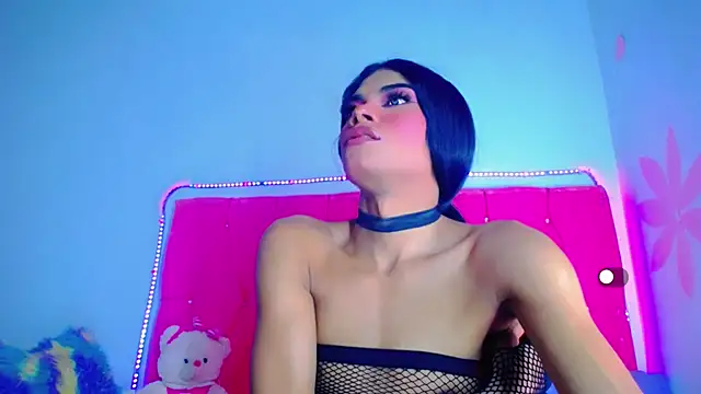 Snapshot of Theylor_Rouse chatting on 02.02.25 Theylor Rouse online show from 02.02.25