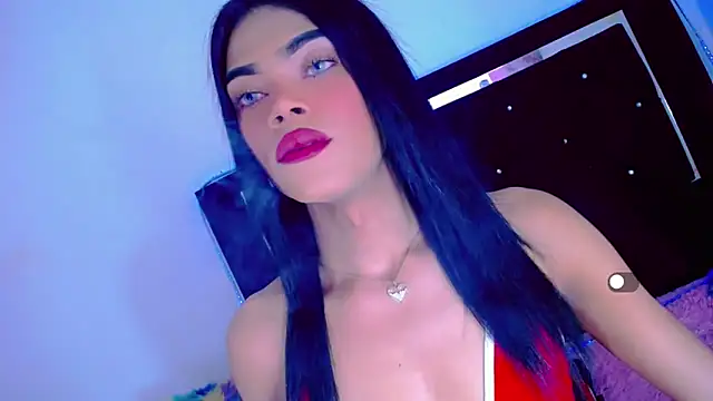 Snapshot of Theylor_Rouse chatting on 11.20.25 Theylor Rouse online show from 11.20.25