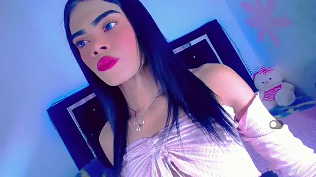 Snapshot of Theylor_Rouse chatting on 11.28.25 Theylor Rouse online show from 11.28.25