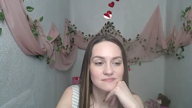 Snapshot of Lina_Star_S chatting on 01.05.25 Lina Star S online show from 01.05.25