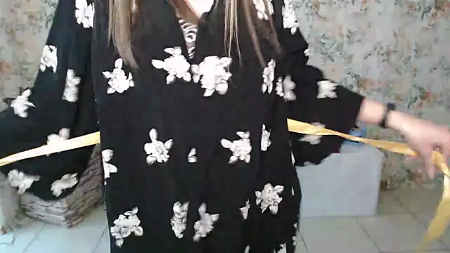 Snapshot of Lina_Star_S chatting on 02.04.25 Lina Star S online show from 02.04.25