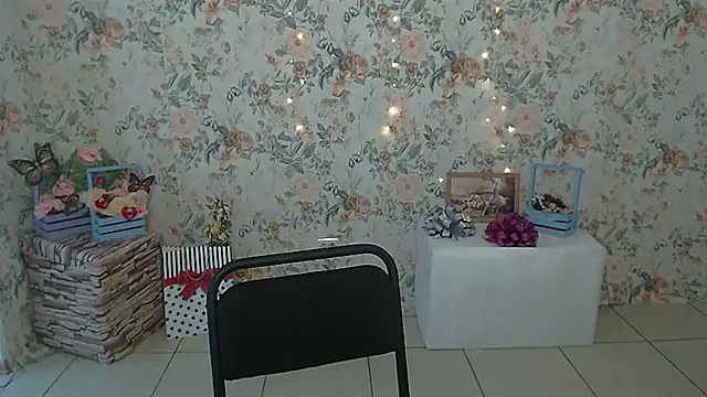 Snapshot of Lina_Star_S chatting on 02.06.25 Lina Star S online show from 02.06.25