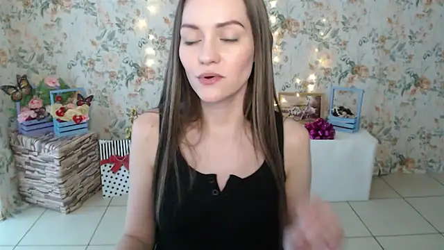 Snapshot of Lina_Star_S chatting on 02.08.25 Lina Star S online show from 02.08.25