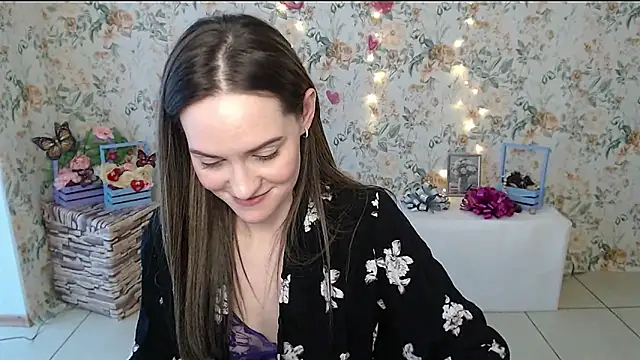 Snapshot of Lina_Star_S chatting on 02.20.25 Lina Star S online show from 02.20.25