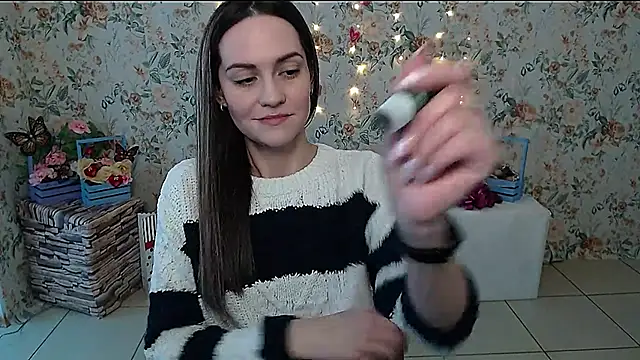 Snapshot of Lina_Star_S chatting on 02.24.25 Lina Star S online show from 02.24.25