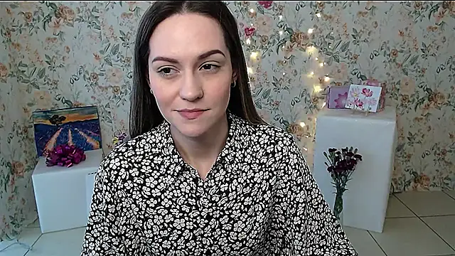 Snapshot of Lina_Star_S chatting on 03.01.25 Lina Star S online show from 03.01.25