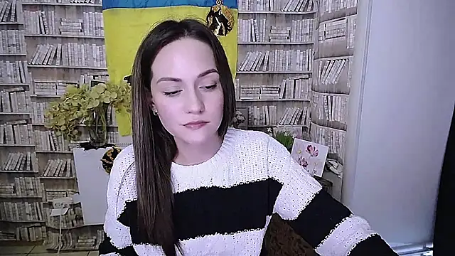 Snapshot of Lina_Star_S chatting on 10.18.25 Lina Star S online show from 10.18.25