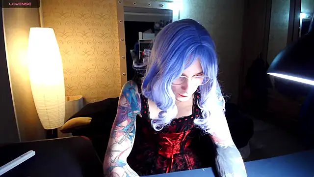 Julia dolls online show from 12.20.25