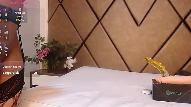 LunitaDiva online show from 02.06.25