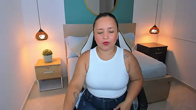 linda rios  online show from 01.15.25