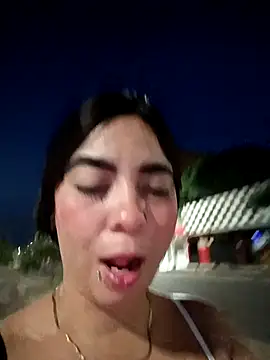 Snapshot of KathaDanger chatting on 09.27.25 KathaDanger online show from 09.27.25