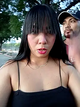 Snapshot of KathaDanger chatting on 09.28.25 KathaDanger online show from 09.28.25