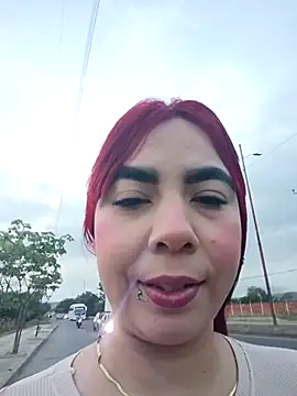 Snapshot of KathaDanger chatting on 11.29.25 KathaDanger online show from 11.29.25