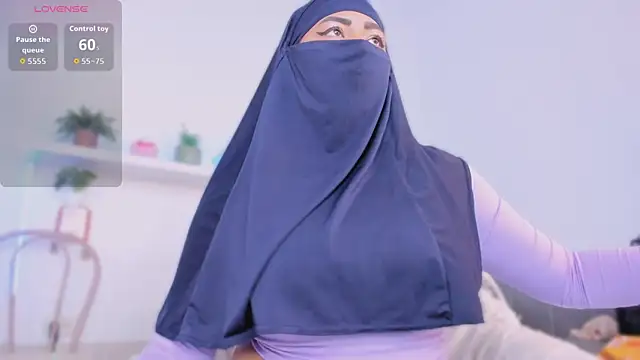 Snapshot of jazmin_anbar chatting on 10.16.25 jazmin anbar online show from 10.16.25