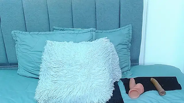 Snapshot of sasi_luna chatting on 03.01.25 sasi luna online show from 03.01.25