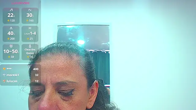 Snapshot of sasi_luna chatting on 10.15.25 sasi luna online show from 10.15.25