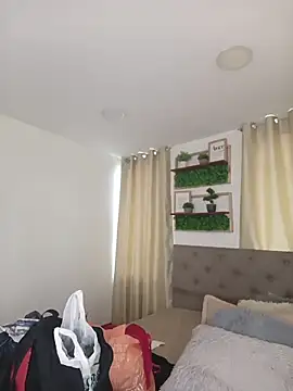 sasi luna online show from 02.04.26