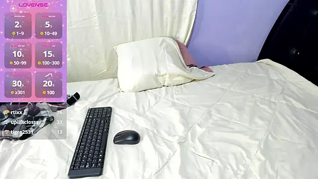 Jenny Evans82 online show from 01.13.25