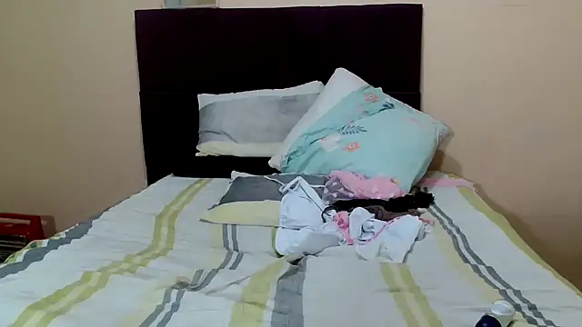 Snapshot of Bbw255 chatting on 02.21.26 Bbw255 online show from 02.21.26