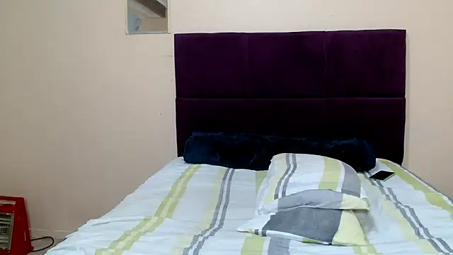 Snapshot of Bbw255 chatting on 02.22.26 Bbw255 online show from 02.22.26