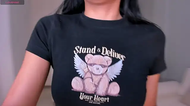 Snapshot of BellaCarteer_ chatting on 03.07.25 BellaCarteer online show from 03.07.25