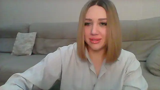 VickyLove047 online show from 01.28.25