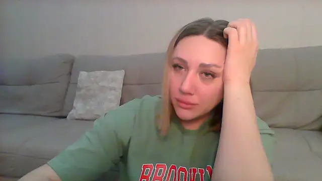 VickyLove047 online show from 02.28.25