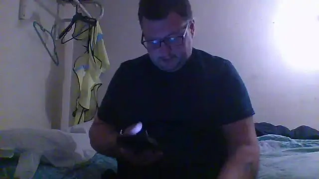 Snapshot of funsexgames chatting on 12.18.24 funsexgames online show from 12.18.24