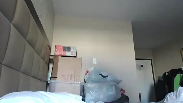 Snapshot of funsexgames chatting on 03.10.25 funsexgames online show from 03.10.25