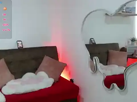 Snapshot of Adeellee_ chatting on 02.13.25 Adeellee online show from 02.13.25