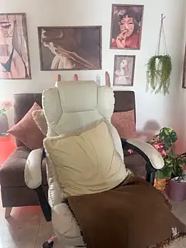 Snapshot of Adeellee_ chatting on 11.23.25 Adeellee online show from 11.23.25