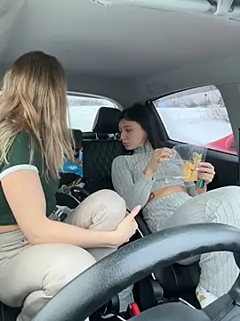 JulliaVegas online show from 02.12.25