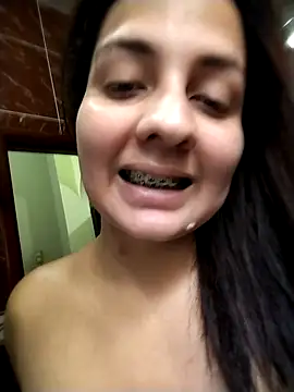 Snapshot of Gabyaria2000 chatting on 02.19.26 Gabyaria2000 online show from 02.19.26