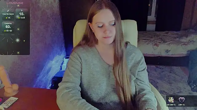 Snapshot of Alice_Dreamgirl_ chatting on 02.09.25 Alice Dreamgirl online show from 02.09.25