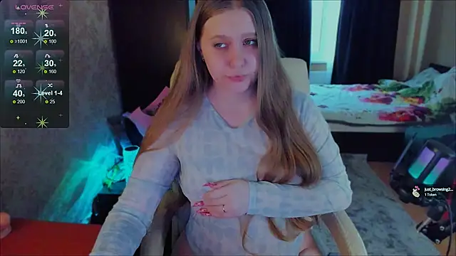 Snapshot of Alice_Dreamgirl_ chatting on 03.03.25 Alice Dreamgirl online show from 03.03.25