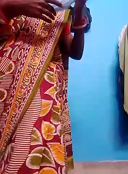 Hot-Manshi2 online show from 12.17.24