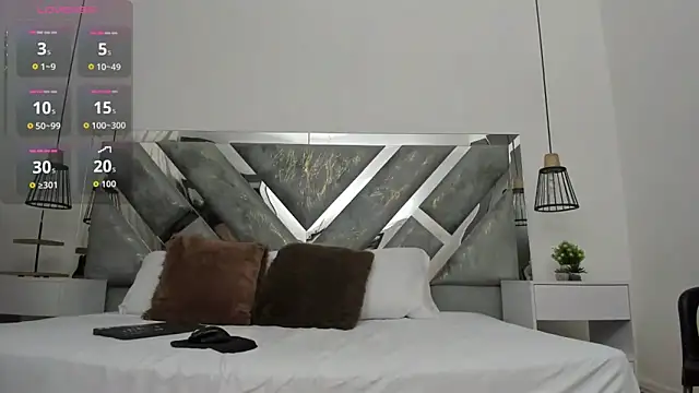 Snapshot of hotmature1 chatting on 10.06.25 hotmature1 online show from 10.06.25