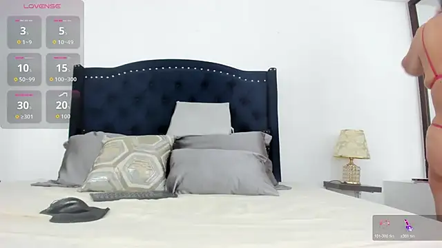 Snapshot of hotmature1 chatting on 11.16.25 hotmature1 online show from 11.16.25