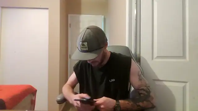 Huntzg23 online show from 03.25.26