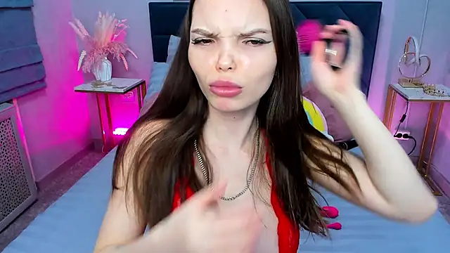 Curvy Dynamite  online show from 01.14.26