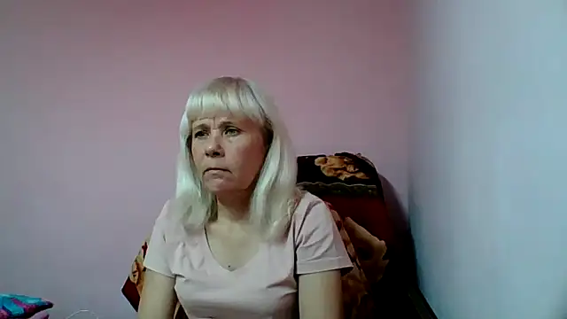 Snapshot of sakura_blonde chatting on 12.02.25 sakura blonde online show from 12.02.25