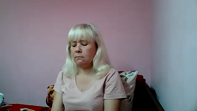 Snapshot of sakura_blonde chatting on 01.12.26 sakura blonde online show from 01.12.26