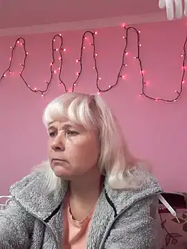 Snapshot of sakura_blonde chatting on 02.26.26 sakura blonde online show from 02.26.26