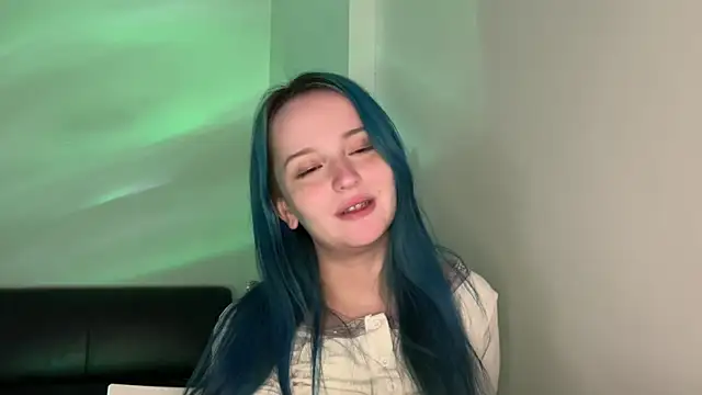 bumble bee online show from 12.26.24