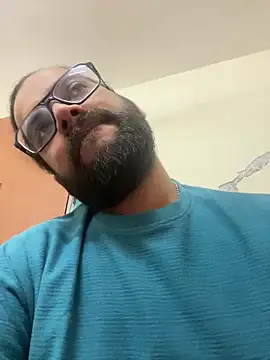 Arsh Loves Luv online show from 12.23.24