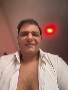 SecretlyDD online show from 02.05.25