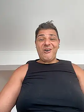 SecretlyDD online show from 02.26.25