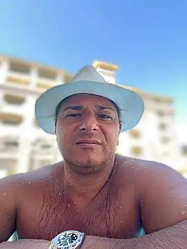 SecretlyDD online show from 03.13.25