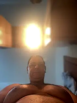 SecretlyDD online show from 11.18.25